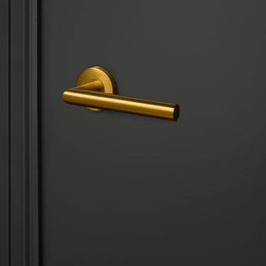 Mantua deurklink mat goud met rond rozet